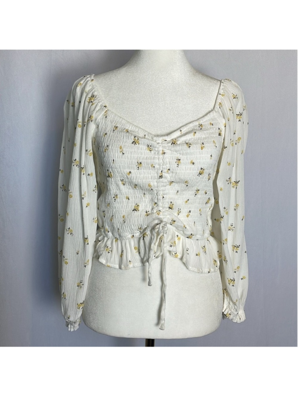 NWT Hollister Smocked Floral Milkmaid Top Size M Yellow Cottagecore Coquette